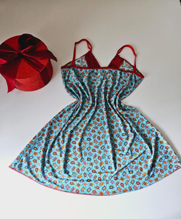 CAMISOLA CURTA  E ESTAMPADA EM MICROFIBRA - TIFFANY - Image 2