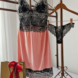 CONJUNTO CAMISOLA EM MICROFIBRACOM RENDA BICOLOR + TANGA