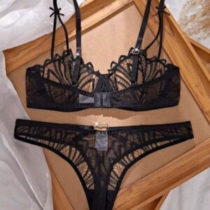 CONJUNTO EM TULLE SEM BOJO