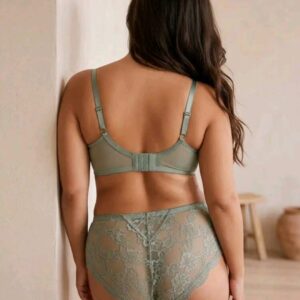 LINGERIE PLUS SIZE